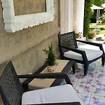 Artis Domus Relais & Guest house