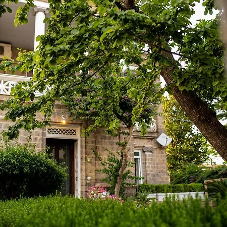 Artis Domus Relais &