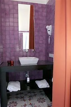Artis Domus Relais & Гостьовий будинок