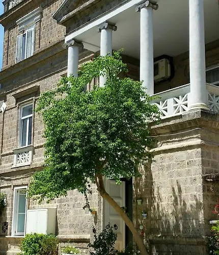 Artis Domus Relais &