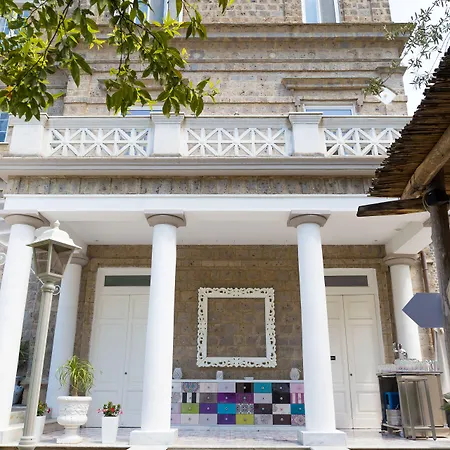 Гостьовий будинок Artis Domus Relais & Сорренто