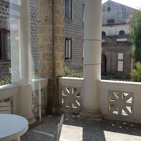 בית הארחה Artis Domus Relais & 4*