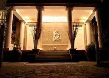 Artis Domus Relais & ゲストハウス 3*